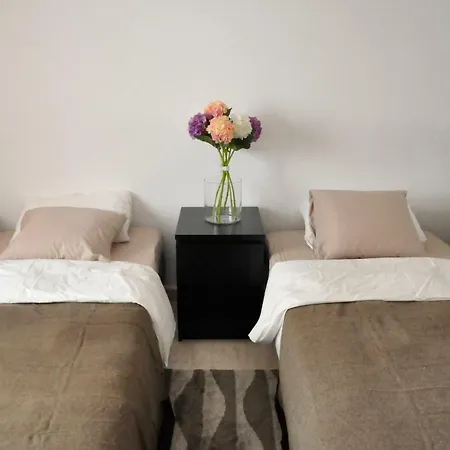Avenida Apartamento *