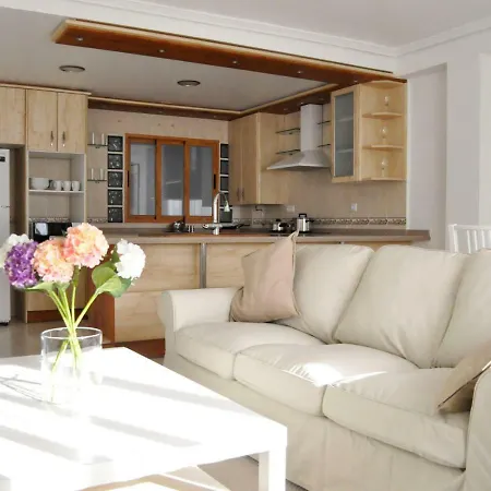 Avenida Apartamento *